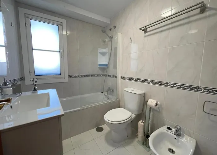 Housingcoruna Rosales * A Coruña